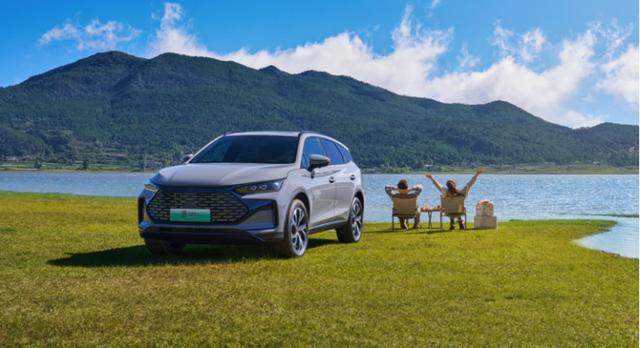 以唐之名定義中型SUV標桿 2025款唐DM-i為愛進化展現國潮風范-有駕