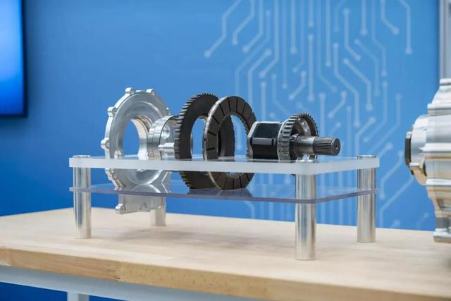 奔馳發布全新內剎車，這真是汽車發明者-有駕