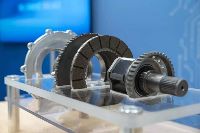 奔馳發布全新內剎車，這真是汽車發明者-有駕