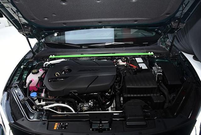 名爵MG7迎來智能升級：2025款新車將于11月26日上市-有駕