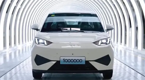 僅用27個月！比亞迪海鷗第1000000輛整車正式下線