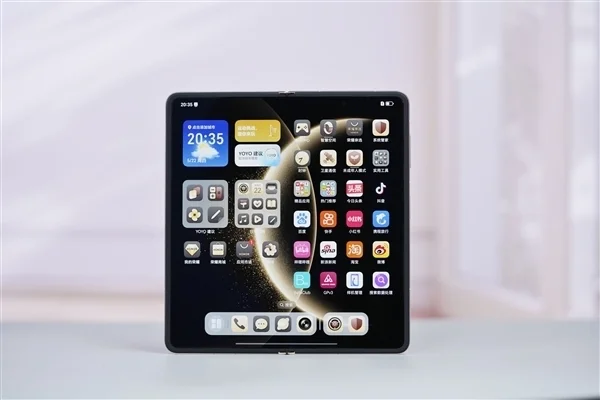 榮耀Magic V5內(nèi)屏有多貴：售后備件價4379元 夠買臺旗艦