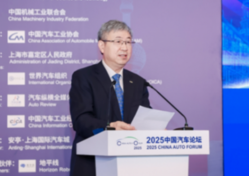 尹同躍呼吁&ldquo;反內(nèi)卷&rdquo;&ldquo;文明出海&rdquo;：中國汽車，是時候轉型了