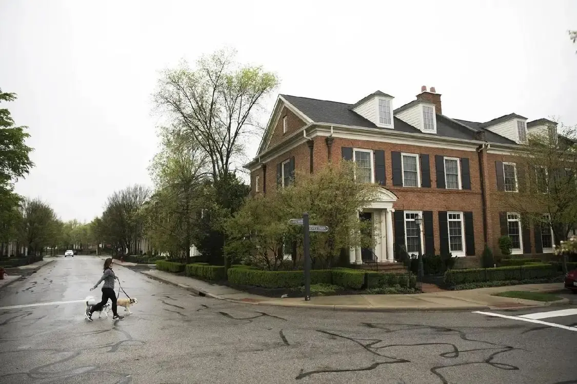 衛克斯奈旗下房地產開發公司New Albany Company在20世紀80至90年代徹底改變了新奧爾巴尼的面貌。圖片來源：&copy; 2019 Bloomberg Finance LP