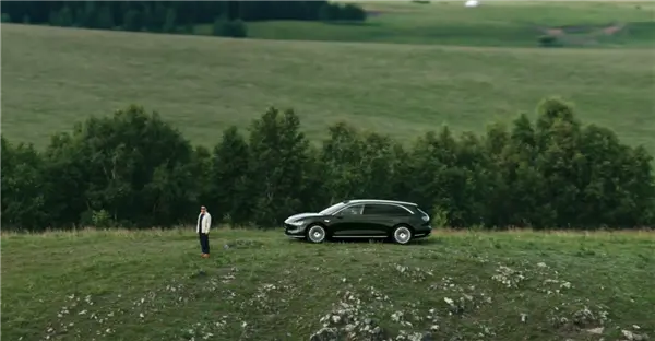 稱親自開上了陡坡 余承東曬享界S9T實車：顏值與實力并存